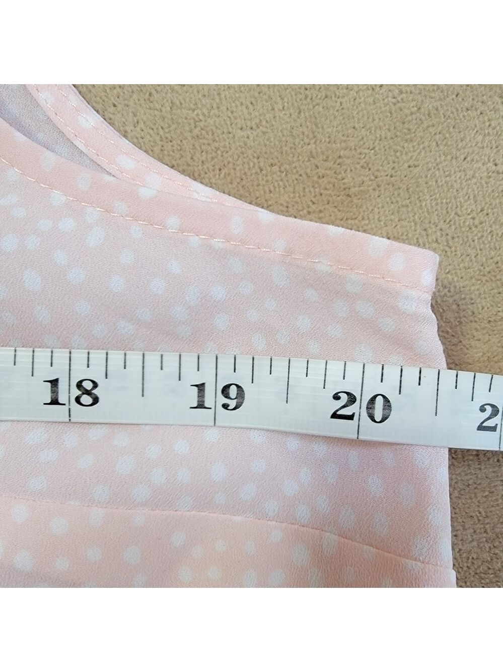 Banana Republic Pink White Dotted V-Neck Tank Size Large EUC - Picture 6 of 7